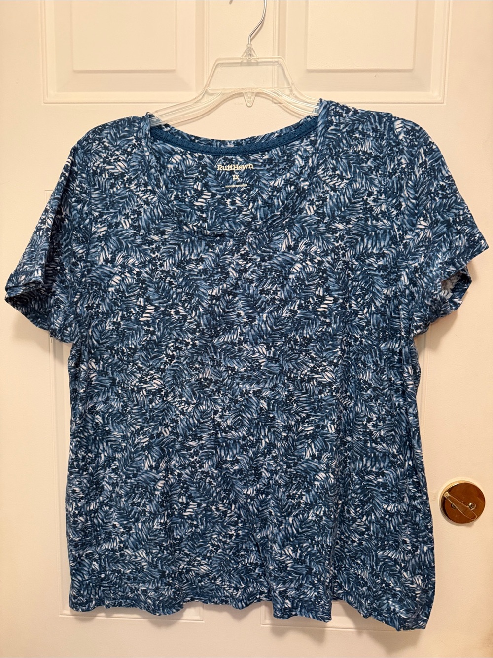 Ruff Hewn Blue and White Printed Short Sleeve Tee. 2X